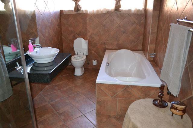 Jacaranda Lodge Polokwane Kültér fotó